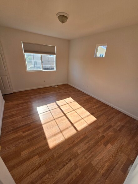 Building Photo - 1441 S Pitkin Cir