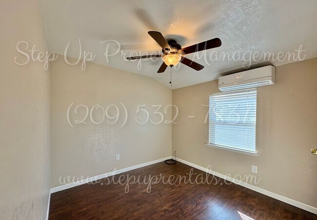 Building Photo - Charming 2 Bedroom 1 Bath Country Home!!!