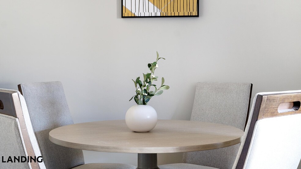 Building Photo - 49 Boulevard SE