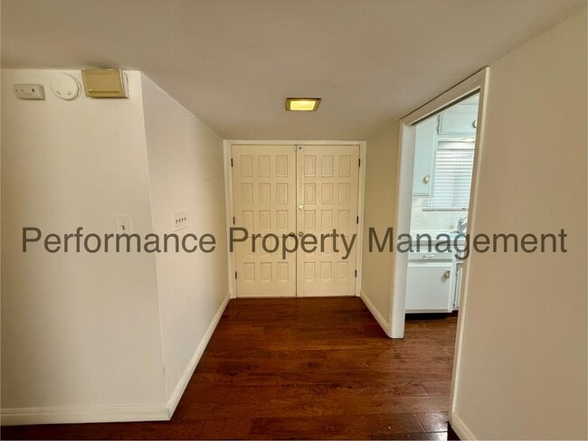 Building Photo - 2508 Prestwick Ct