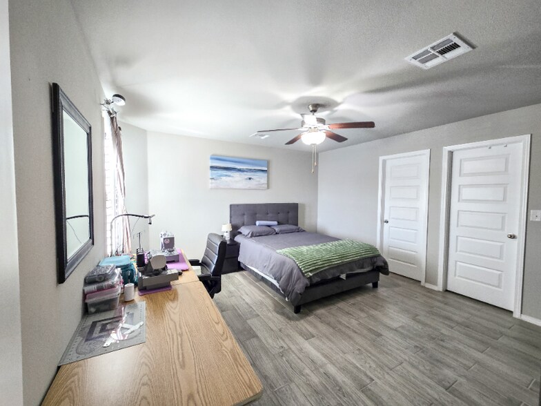 Building Photo - 12269 Desert Dove Ave