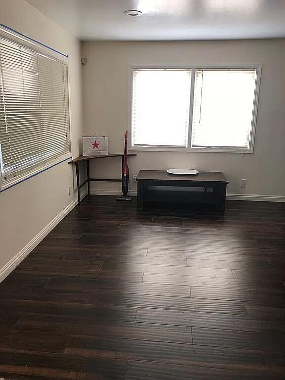 Building Photo - 1615-1617 D St, Unit 1615D