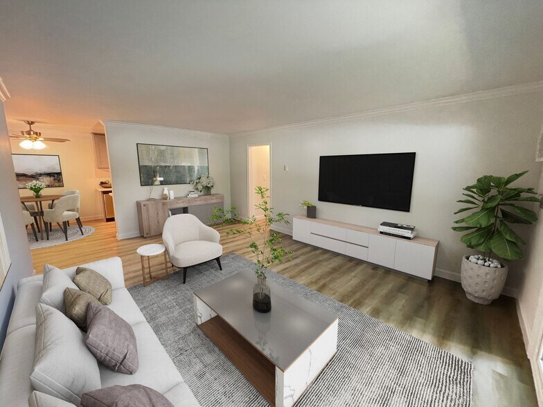 Interior Photo - 9612 Lucerne Ave