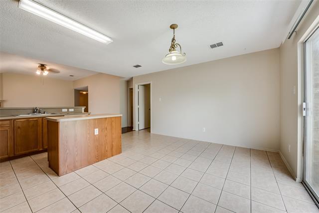 Building Photo - 1629 Thornhill Ln