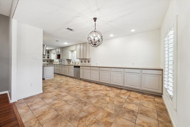 Building Photo - 6215 Cheena Dr