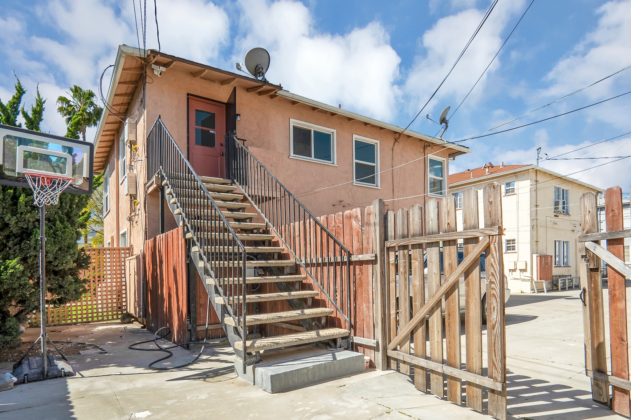 Building Photo - 5973 Guthrie Ave