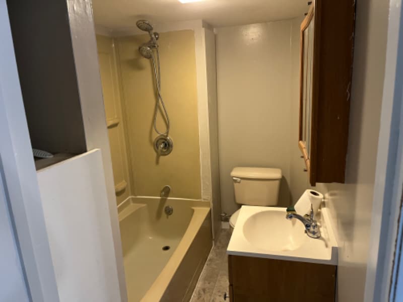 Building Photo - 846 Midkiff Dr