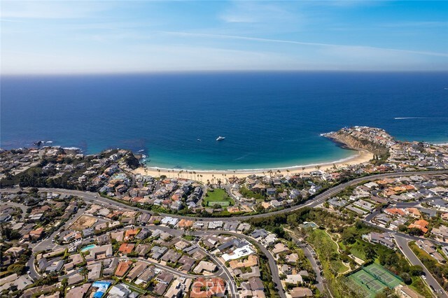 Building Photo - 27 Emerald Bay
