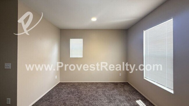 Building Photo - 9495 Apricot Ct