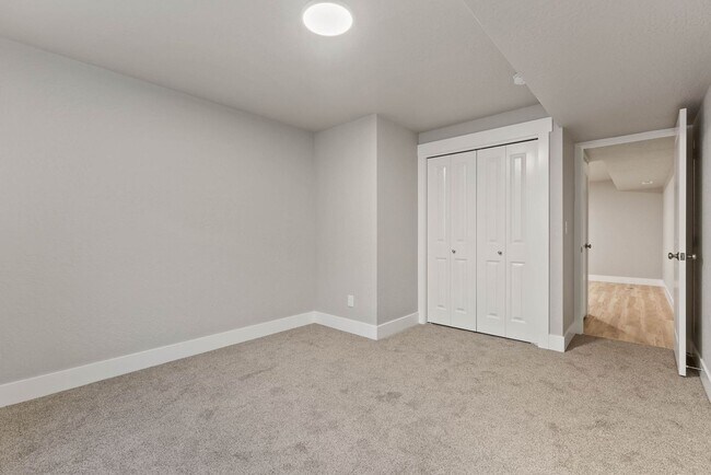 Building Photo - Newly built 4 Bedroom Duplex With Garage