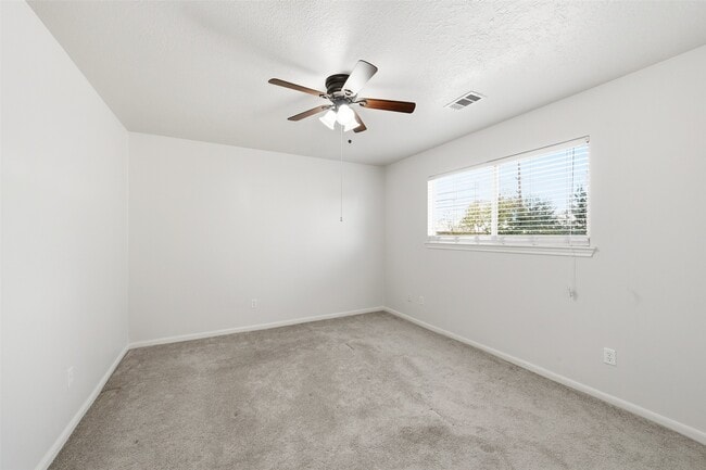 Building Photo - 1914 Abby Aldrich Ln