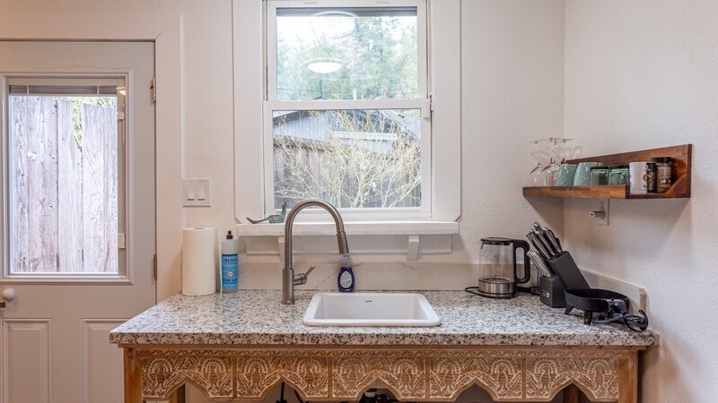 Building Photo - 6010 Cazadero Hwy