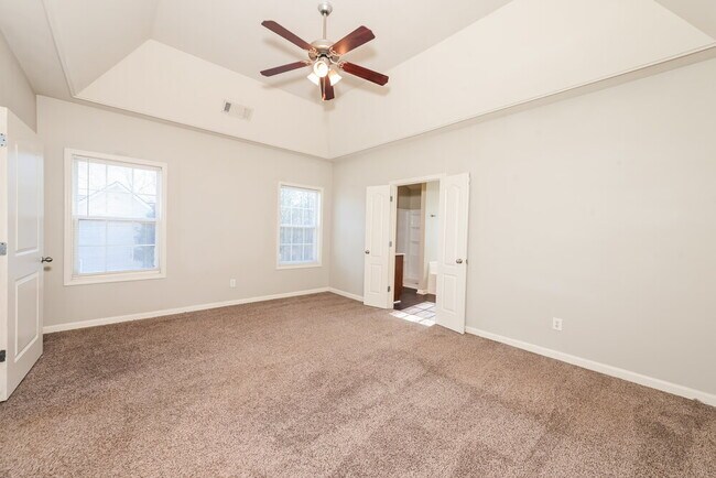 Building Photo - 44 Creek View Ct