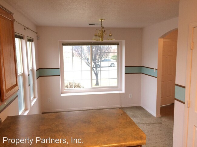 Building Photo - 4 br, 2.5 bath House - 3327 Flat Iron Rd NE