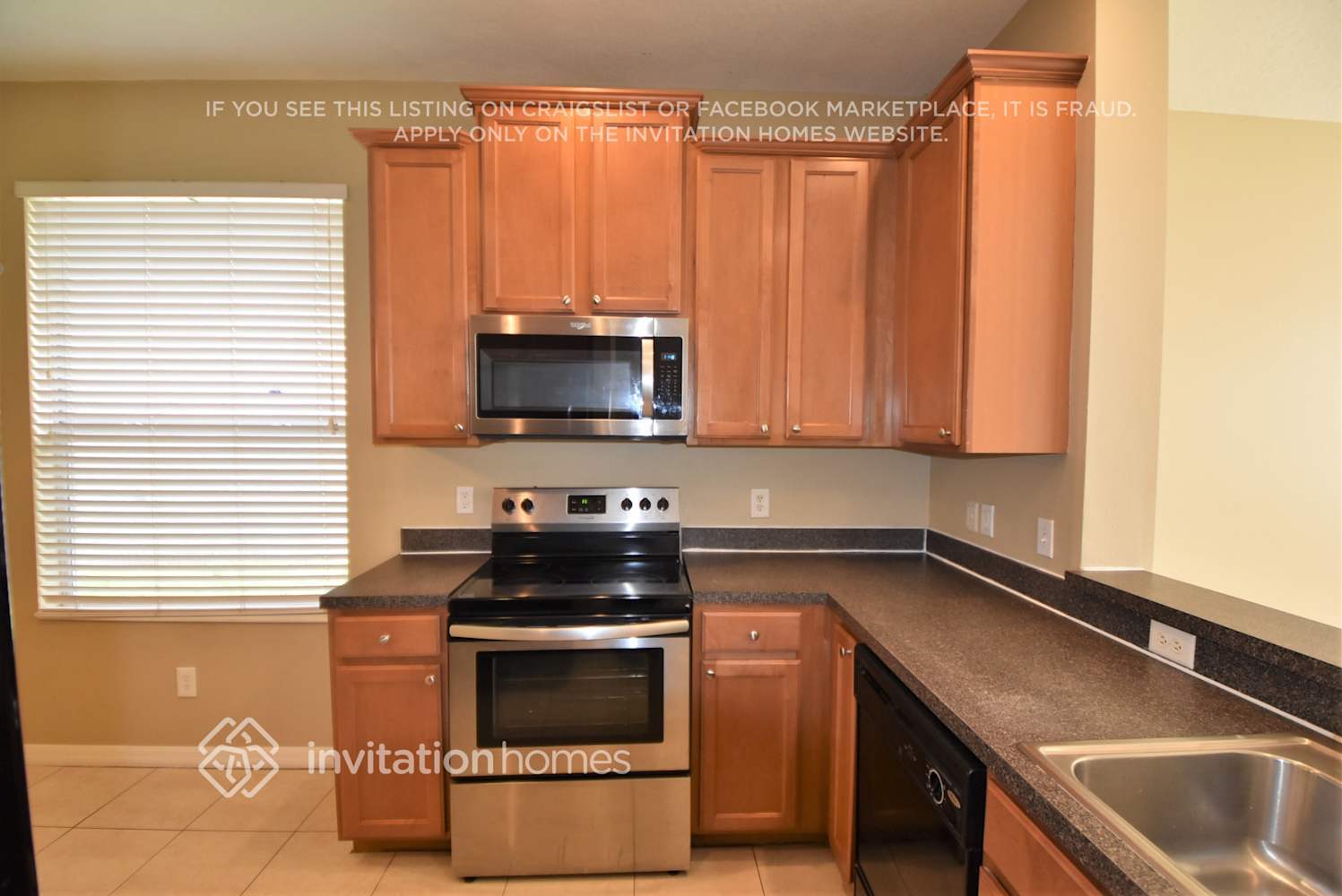 Building Photo - 10419 Avelar Ridge Dr