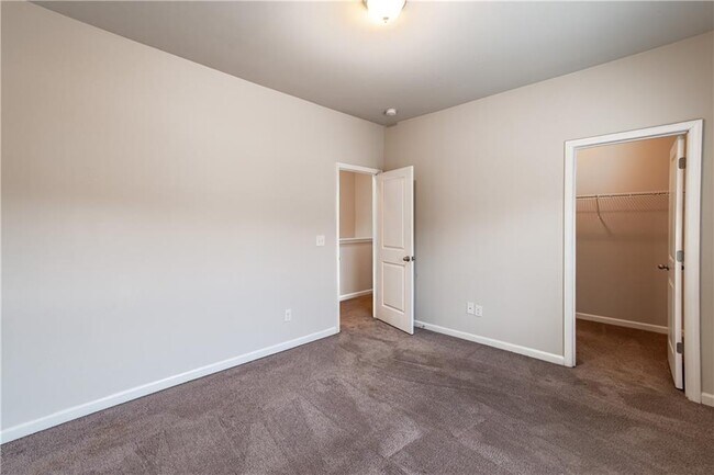 Building Photo - 309 Hardy Water Dr SE