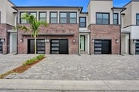 Building Photo - 8339 NW 7th Pl