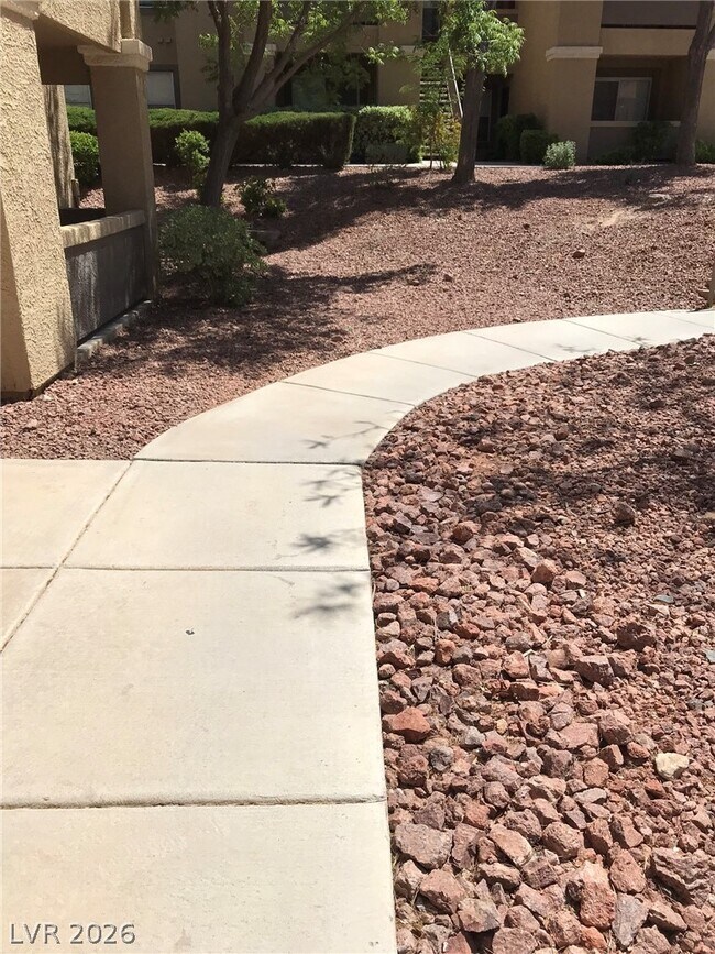 Building Photo - 2300 E Silverado Ranch Blvd