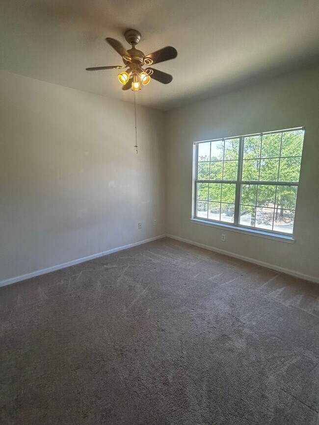 Building Photo - Longleaf Villas #1008
