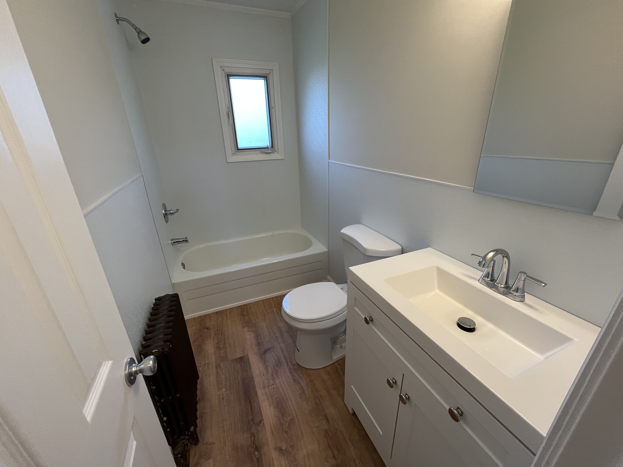 Building Photo - 53 Montauk St
