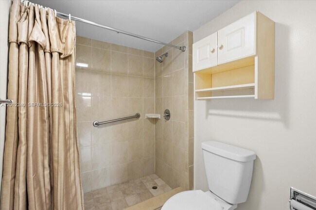 Building Photo - 12551 SW 16th Ct