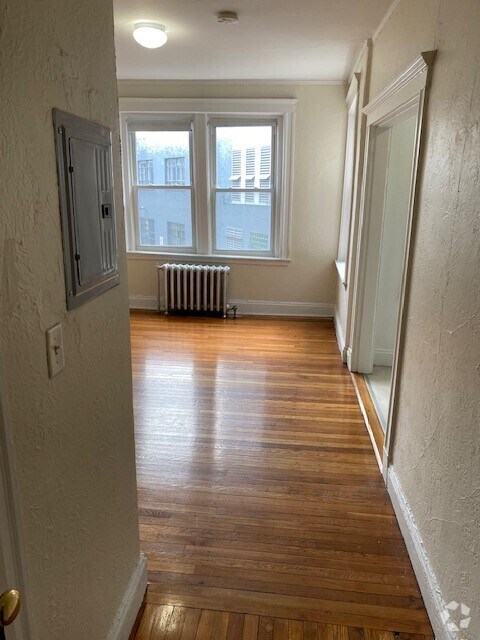 Building Photo - 1160 Boylston St