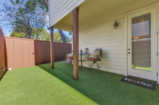 Building Photo - 4931 Homer St