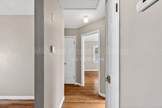 Building Photo - 8280 Frost Ave