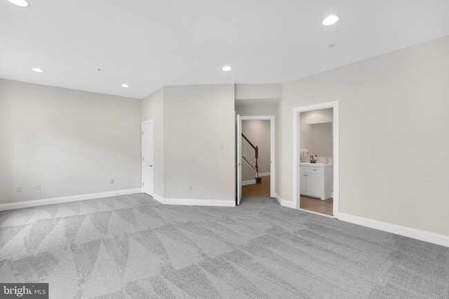 Building Photo - 9769 Northern Lakes Ln