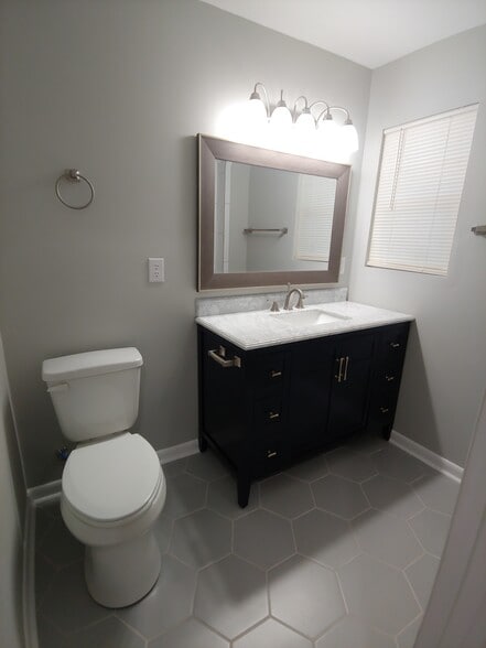 Master Bathroom - 115 Elm St