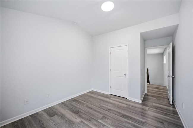 Building Photo - 4960 Ducote Trail
