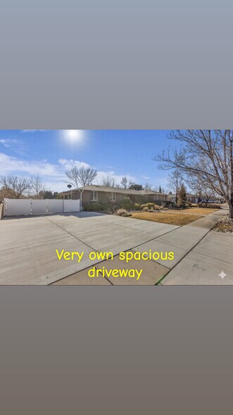 Building Photo - 2321 Harvest Ln