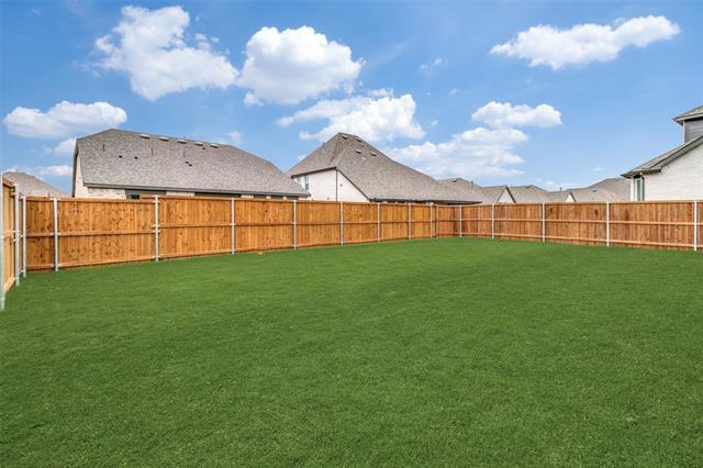 Building Photo - 3737 Paradise Way
