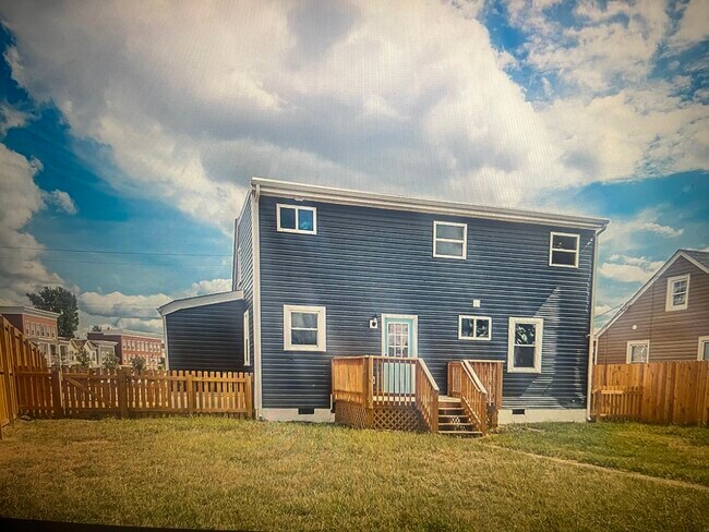 Building Photo - 1624 N 31st St