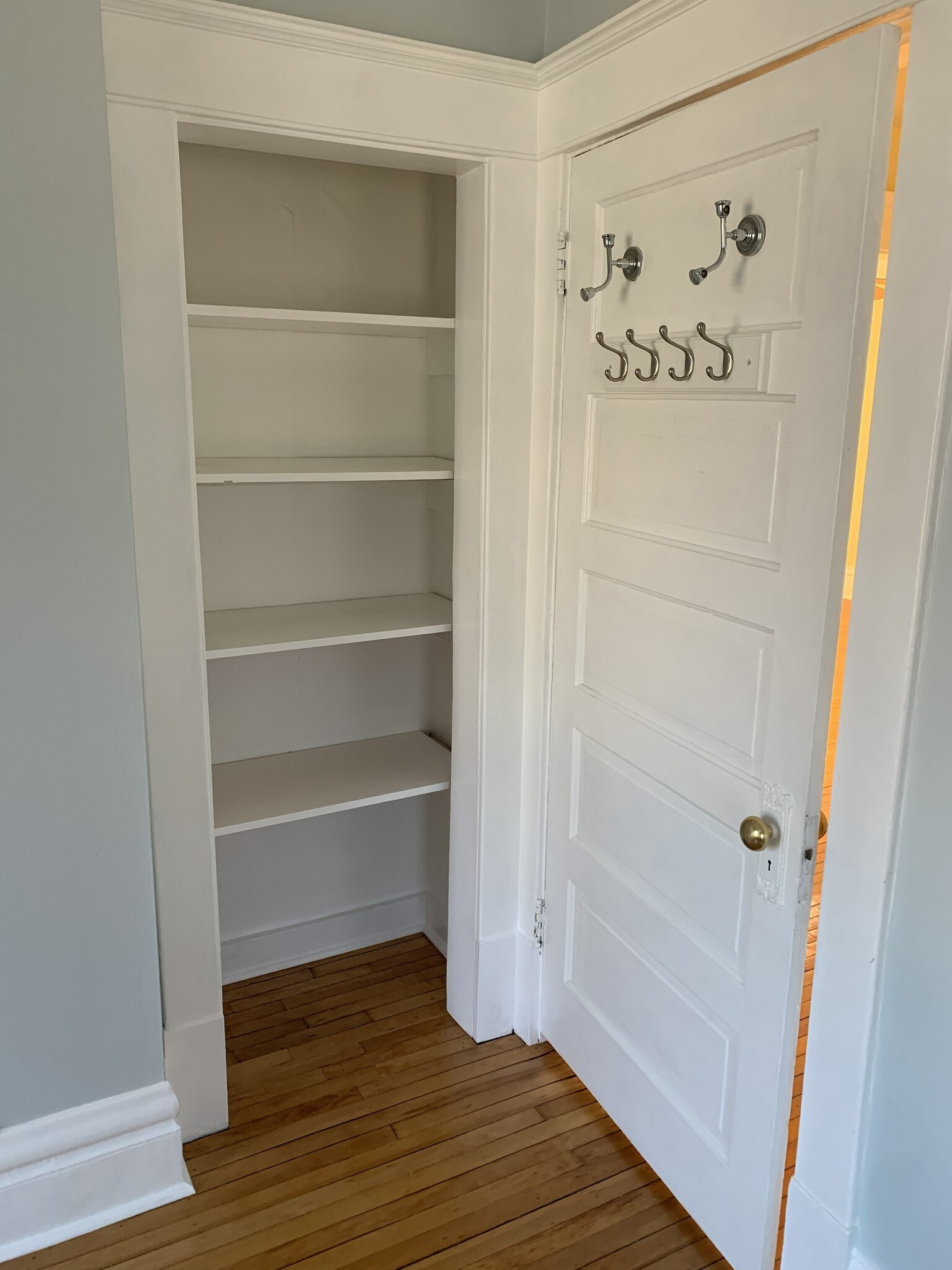 Building Photo - 628 37th St