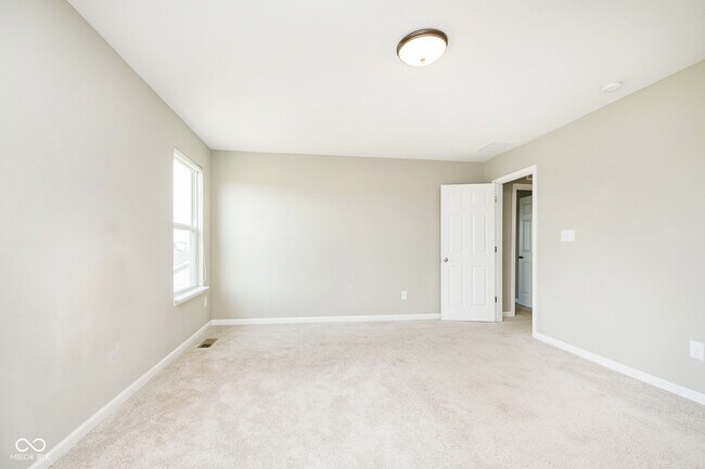 Building Photo - 11916 Redpoll Trl