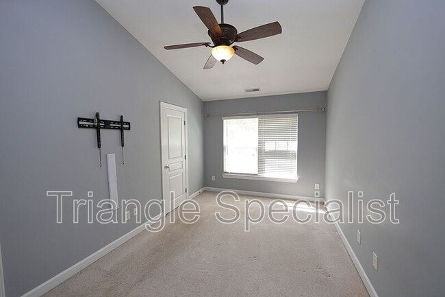 Building Photo - 8811 Orchard Grove Way