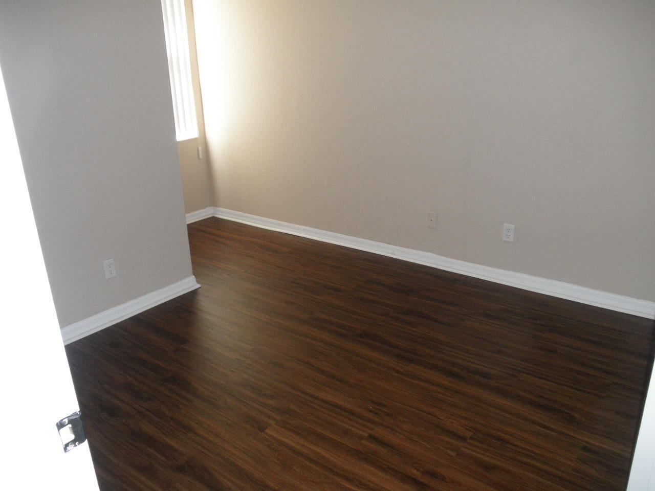 Building Photo - 894 Pipers Cay Dr
