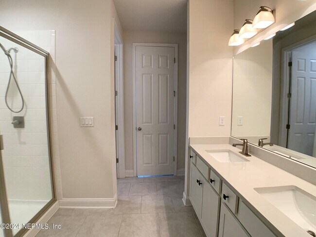 Building Photo - 1499 Tropical Pine Cove
