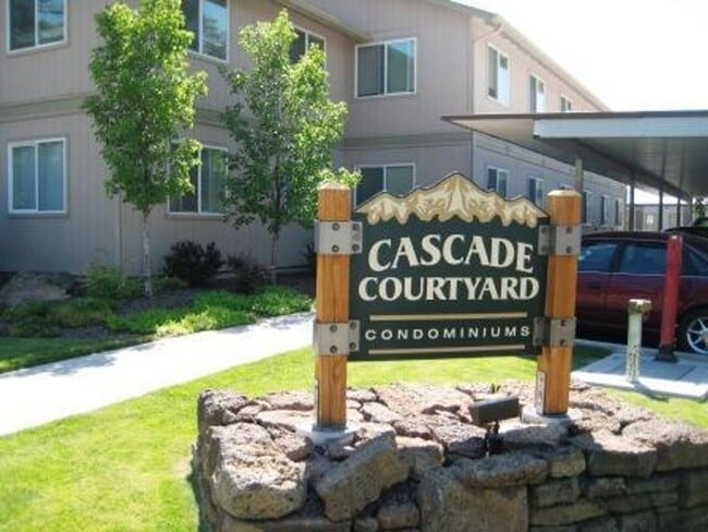 Primary Photo - Condo at Cascade Court Yard