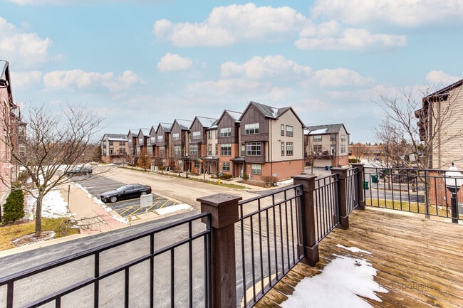 Building Photo - 726 Keystone Ln