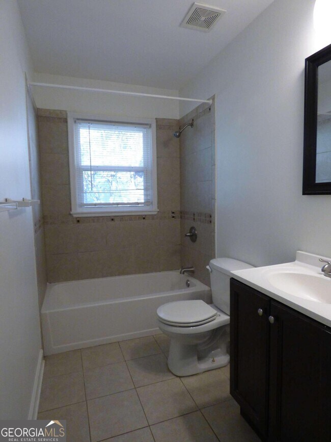 Building Photo - 1615 Tallulah St NW