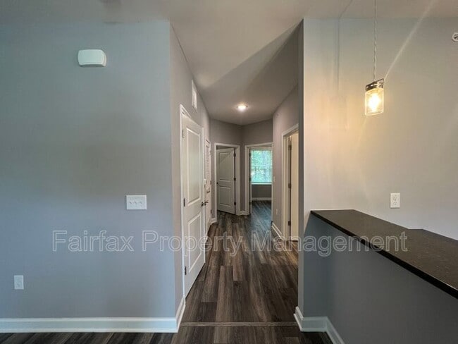 Building Photo - 518 Boone St