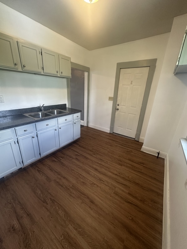 Building Photo - 12711 Locke Ave