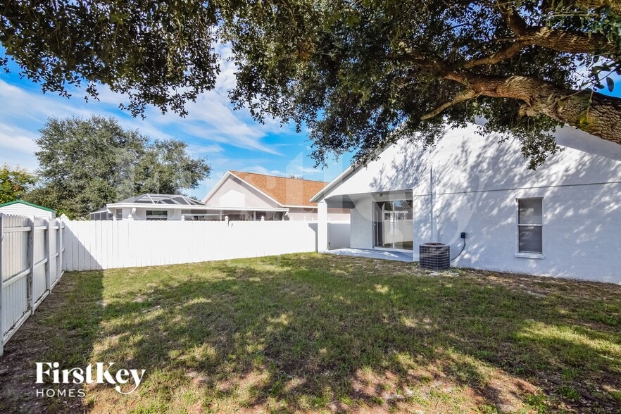 Building Photo - 6931 Waterbrook Ct