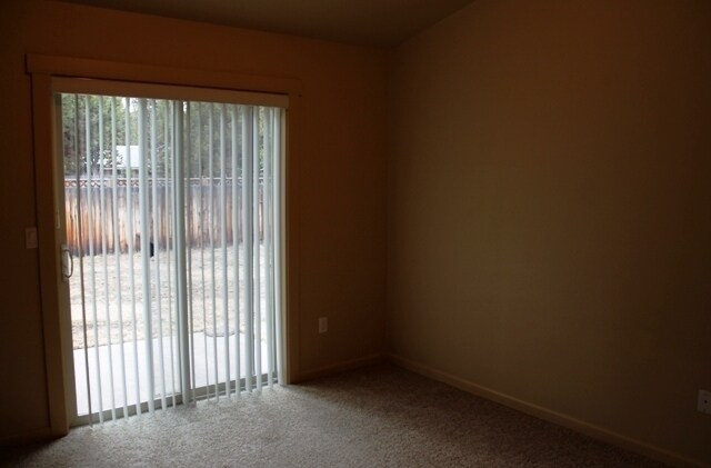 Building Photo - Rent Incentive $250.00 for First Full Mont...