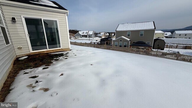 Building Photo - 35 Signal Knob Cottage Dr