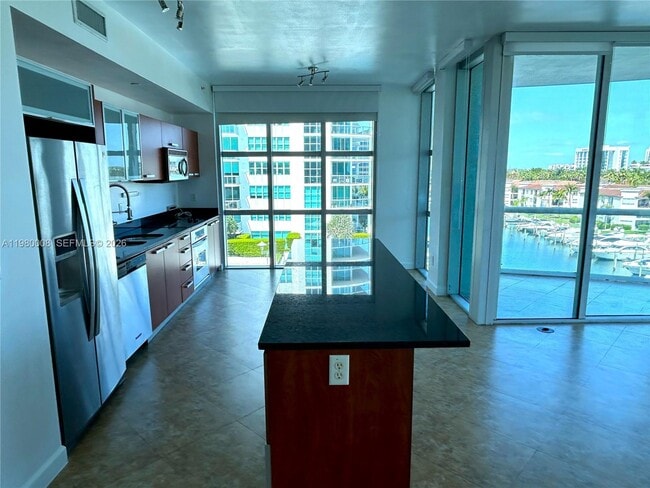 Building Photo - 3131 NE 188th St