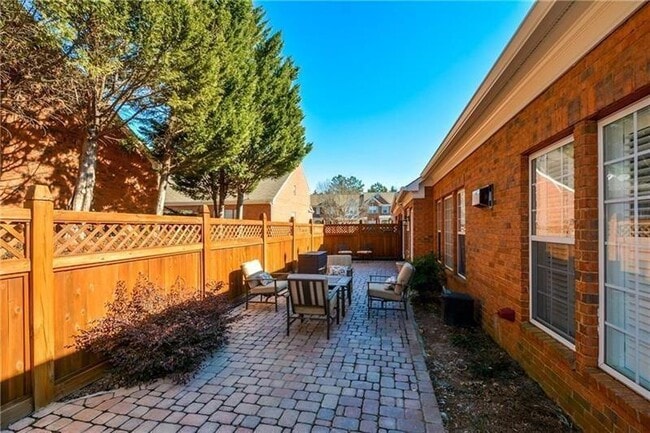 Building Photo - 408 Wellwood Way