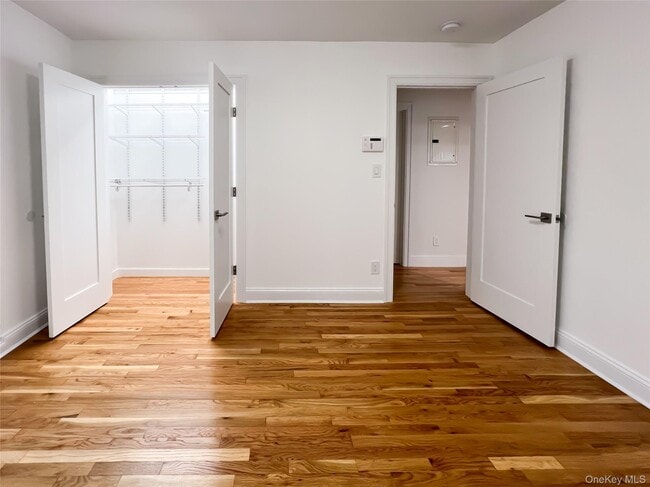 Building Photo - 246-17 Union Tpke